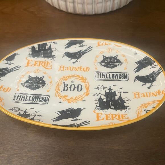Angela Staehling  sketchbook series by Magnolia Halloween plate - Picture 1 of 10